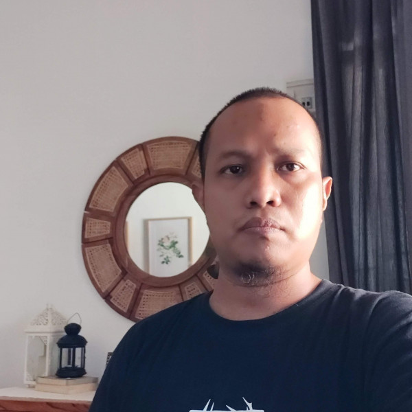 Nuzli Hernawan